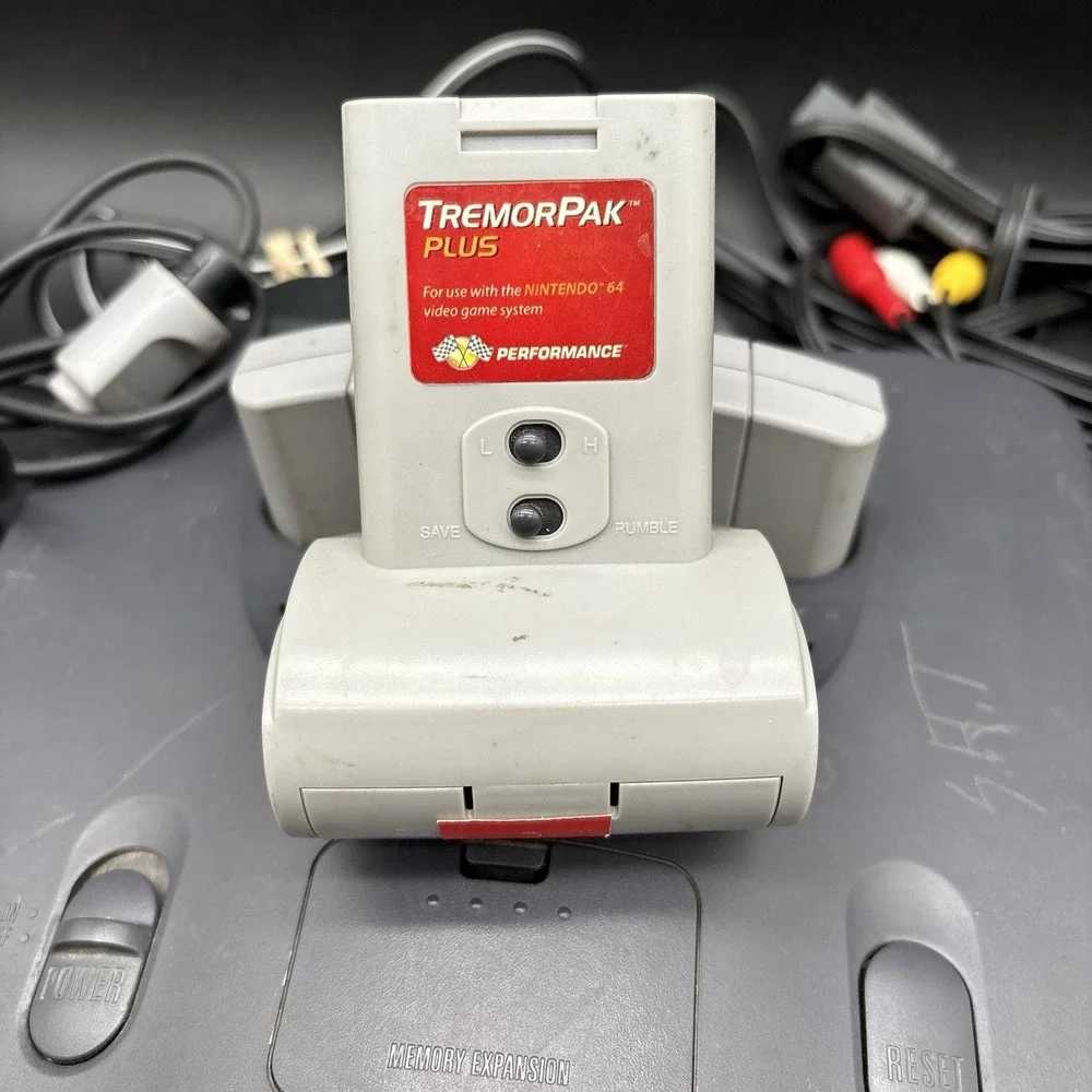 Nintendo 64 N64 Bundle - 1080 Snowboarding Game, 3 Controllers, TremorPak Tested